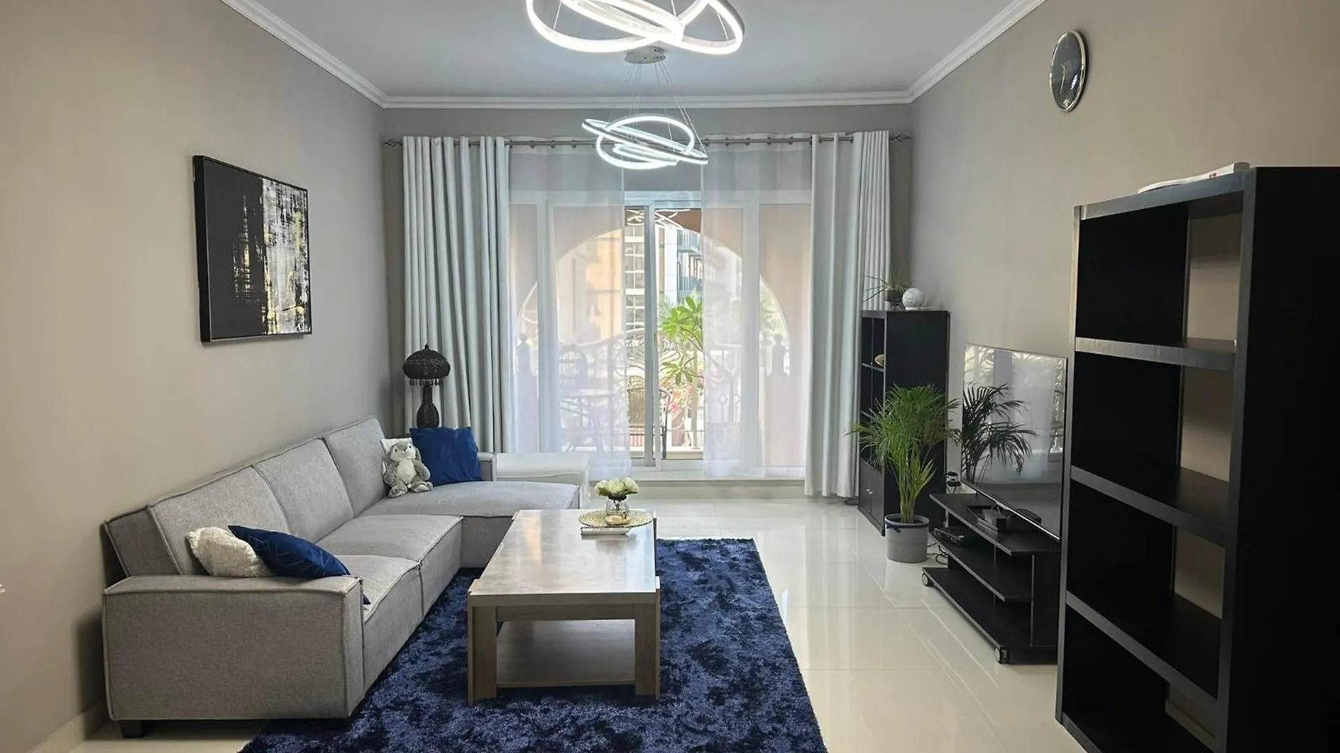Huge Entire Apartment For Couples ,Families & Groups -Up To 5 Guests- With Free Pool, Steam & Sauna ,Jvc,Dubai contacts