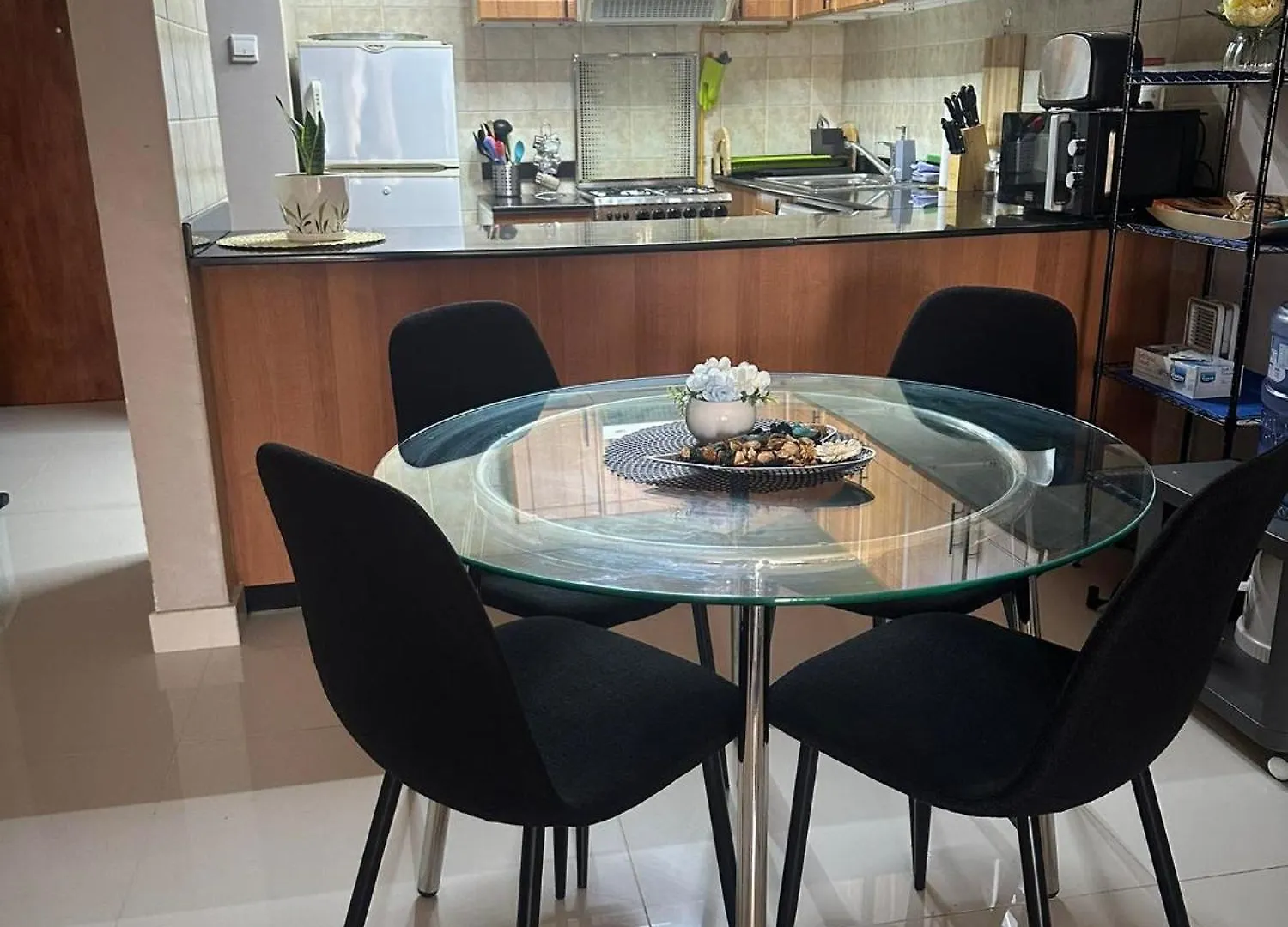 Huge Entire Apartment For Couples ,Families & Groups -Up To 5 Guests- With Free Pool, Steam & Sauna ,Jvc,두바이